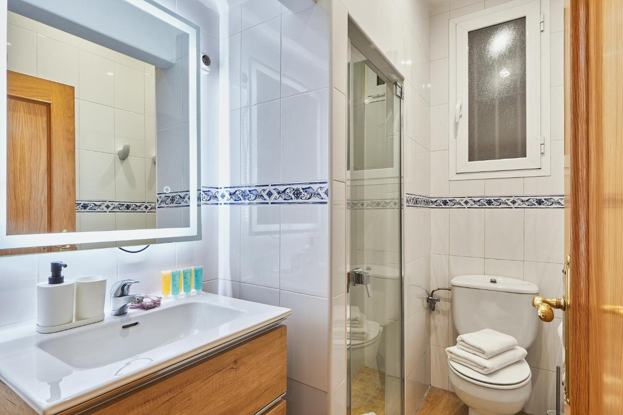 Apartament Salt & Sweet, City Center And Beach Malaga Zewnętrze zdjęcie